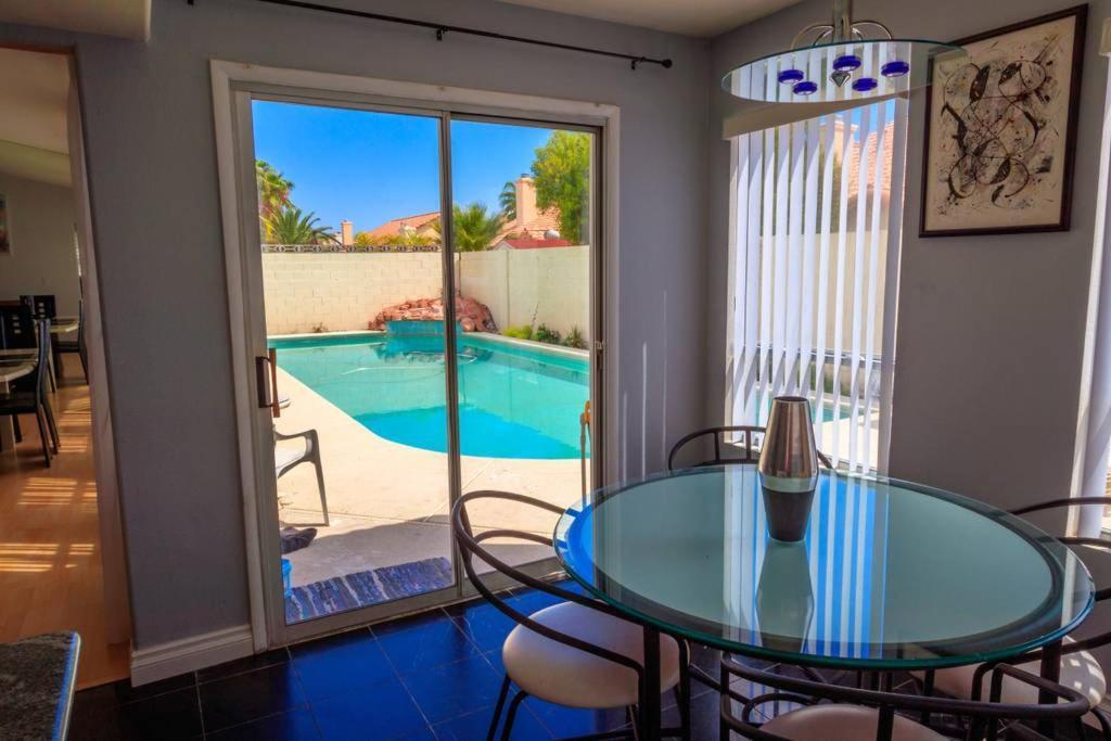 Luxury 1900 Sq Ft House Huge 46 Ft Pool & Hot Spa Las Vegas Luaran gambar