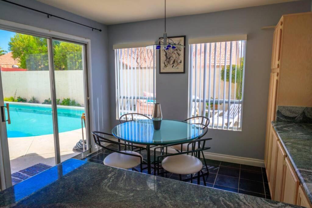 Luxury 1900 Sq Ft House Huge 46 Ft Pool & Hot Spa Las Vegas Luaran gambar