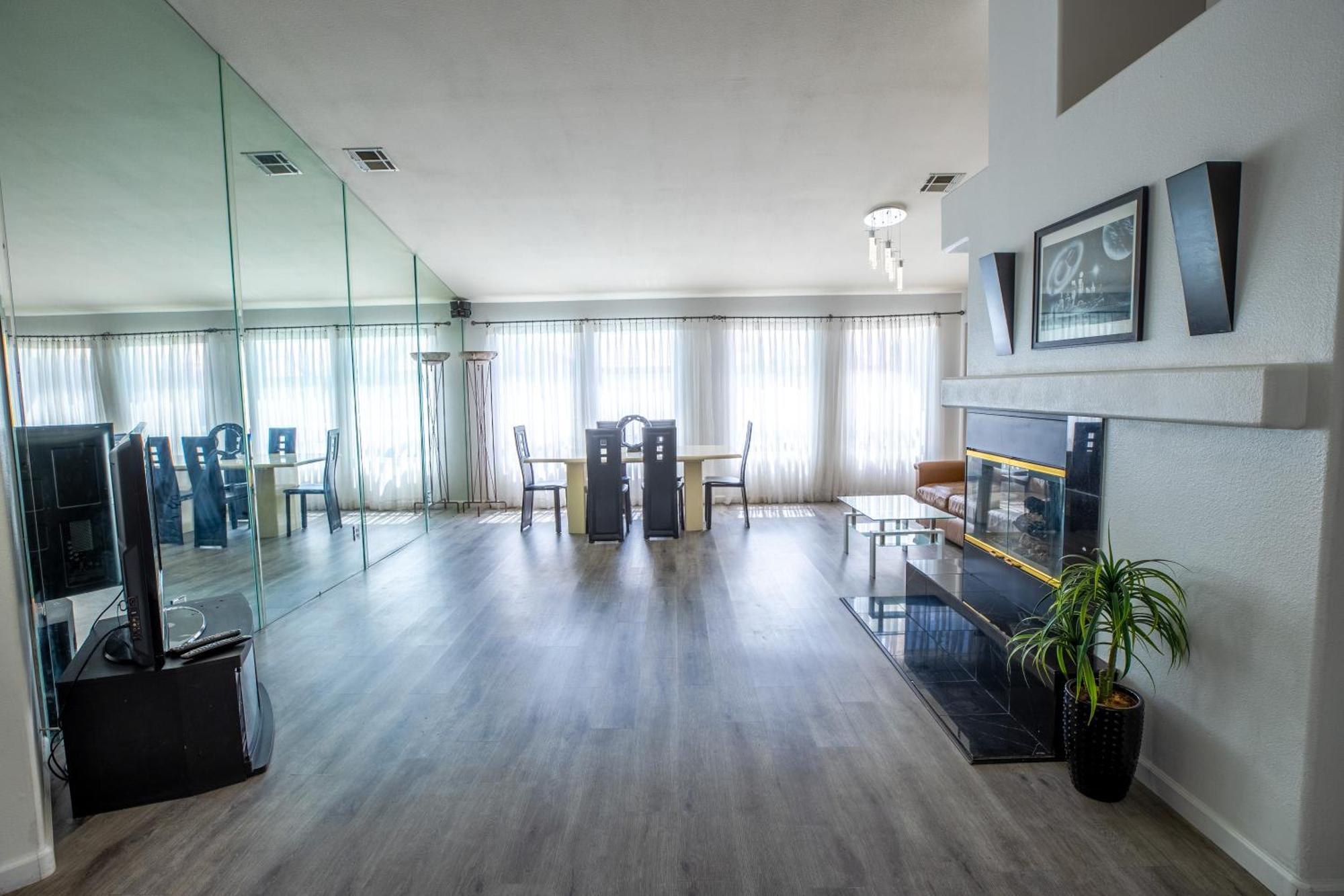 Luxury 1900 Sq Ft House Huge 46 Ft Pool & Hot Spa Las Vegas Luaran gambar